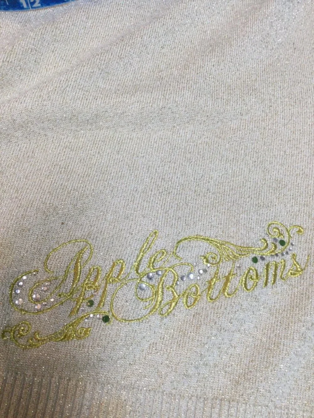 VTG 90s Y2K Apple Bottoms XL V Neck Sweater Gold Shimmer Knit Hip Hop Streetwear